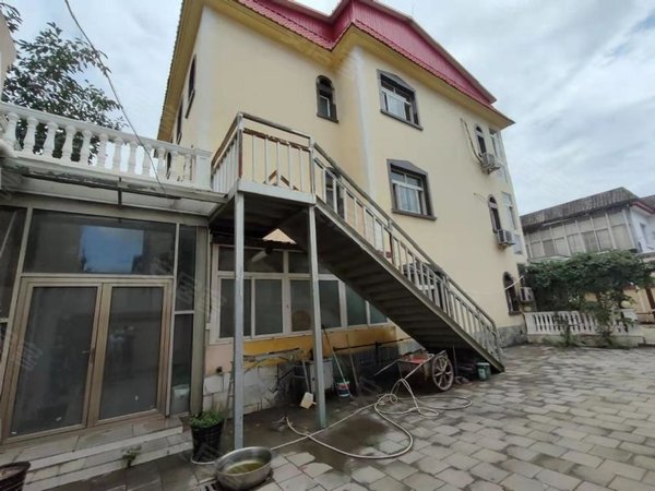 北京丰台花乡紫光园科技园区 紫光园独栋别墅出租 600平米 停车方便