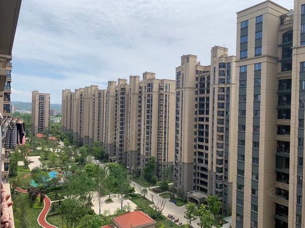 绍兴越城稽山恒大珺睿府珺睿府精装3房5000包物业出租房源真实图片