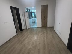 贵阳云岩北京路急租，黔灵山，北京路附近，北新区路3室，清爽干净安静，可停车出租房源真实图片