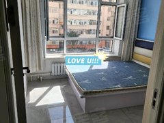 齐齐哈尔龙沙龙沙公园可短租新化小区三楼精装修一室一厅家具家电齐全出租房源真实图片