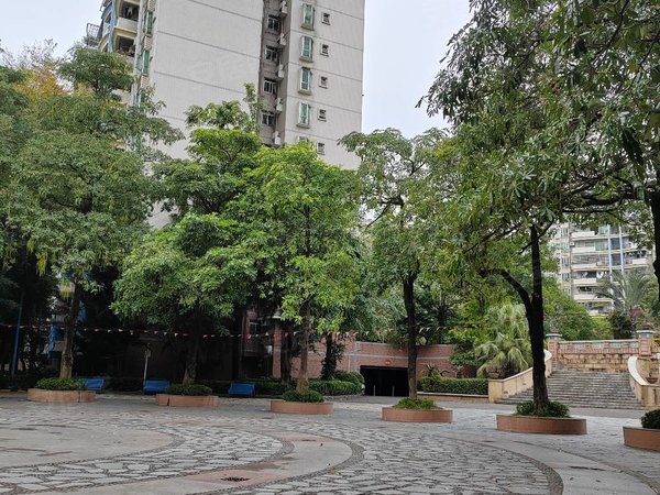 广州番禺大石丽水湾富丽家园丽水湾,南向三房,家私家电齐全,看房方便.