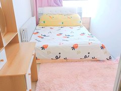 赤峰松山广场路实墙卧室急租！在水一方，松州明珠，都有的都有的出租房源真实图片