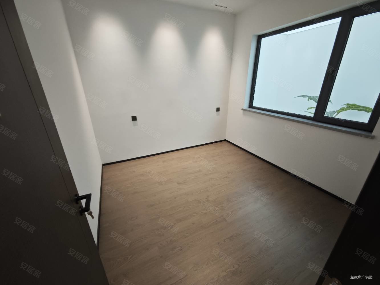 高新万科城3室2厅1卫88㎡南北50万