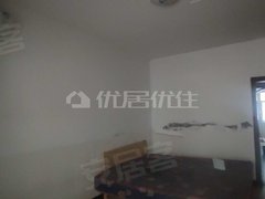 荆州沙市沙北新区整租 红星花园 103平 半年付 2室 普装 视野开阔出租房源真实图片