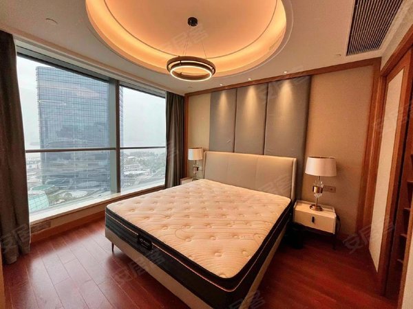 苏州工业园湖西苏州中心9号小区苏州中心东方之门 公寓 1室1厅 客厅