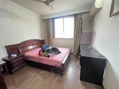 上海虹口凉城虹口足球场附近，高性价比一室一厅，价格可谈，，手慢无出租房源真实图片