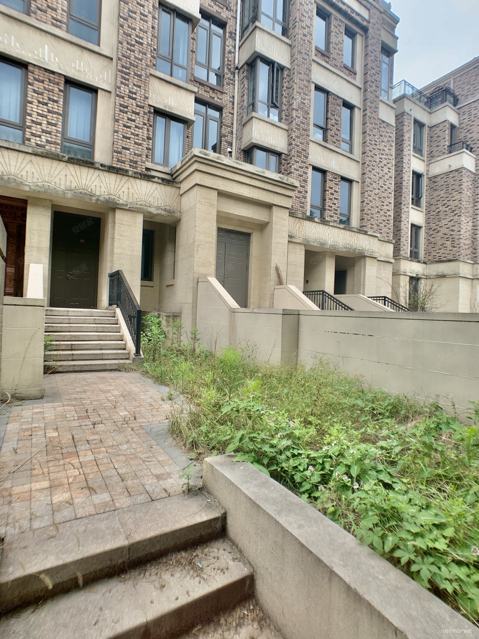 带下叠车库,仁恒金沙府二手房,658万,5室2厅,3卫,320平米-唐山安居客