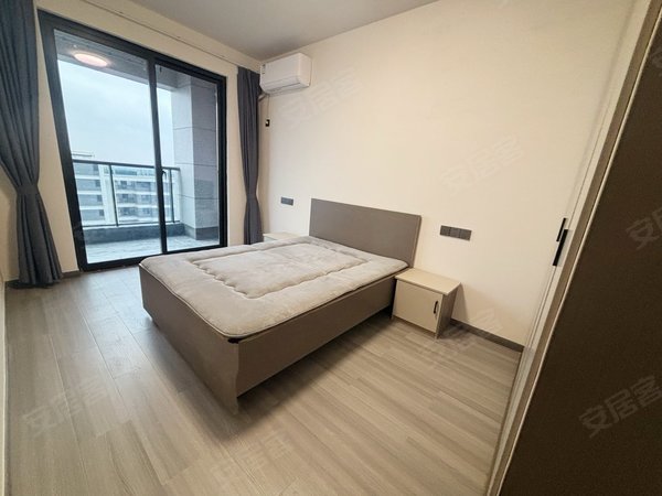 湖州长兴长兴市区万固尚溪府万固尚溪府 4室1厅2卫出租房源真实图片