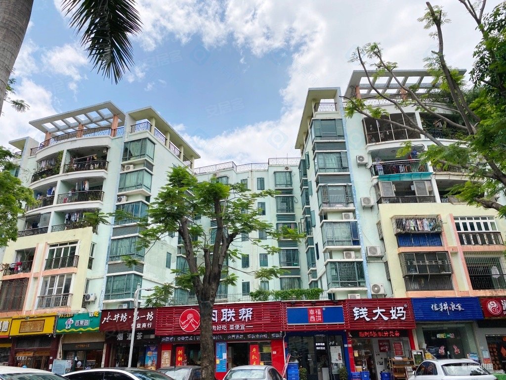 华浩源(a区)4室2厅2卫171.52㎡北0万