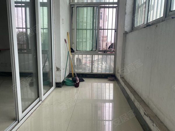 阜阳颍泉北京中路泉水湾花园急租 便宜性价比高 好房源 皖西北商贸城