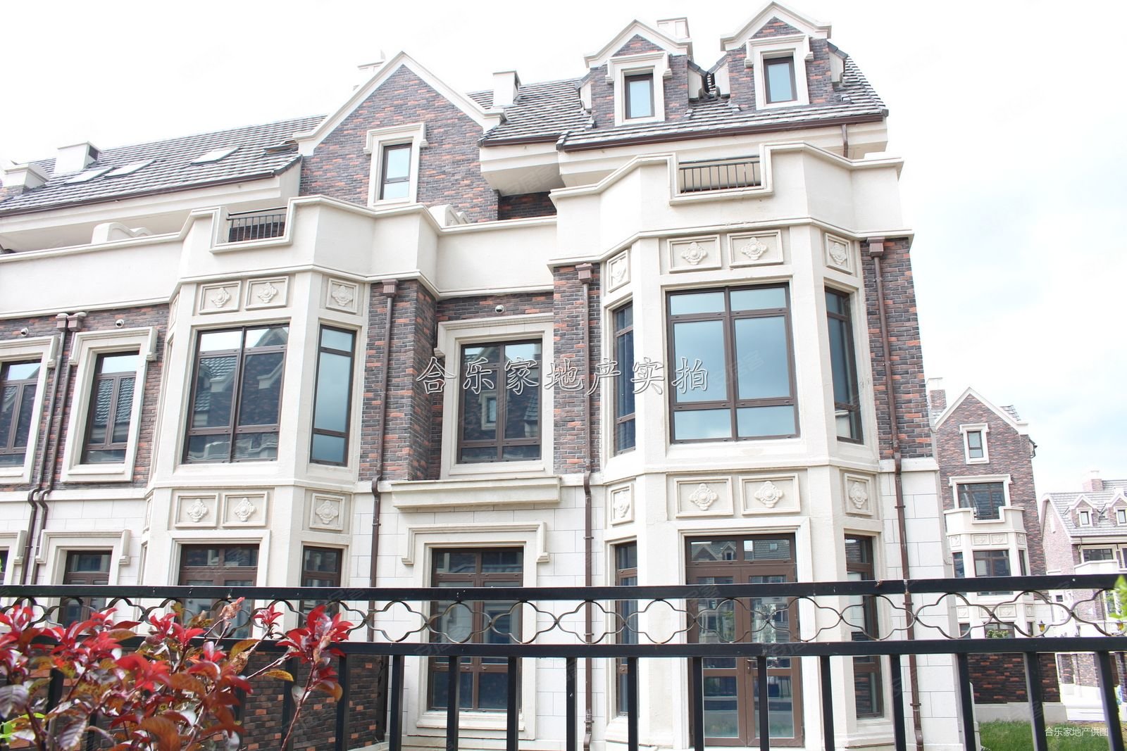 网>天津二手房>津南二手房>津南八里台二手房>京基岭域揽景轩(别墅)>