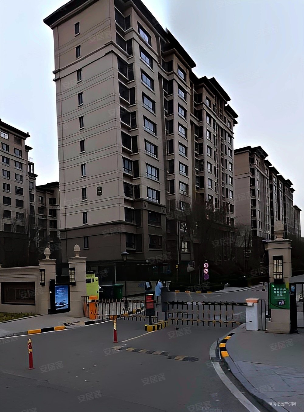 正阳公馆套三出售元宝户型