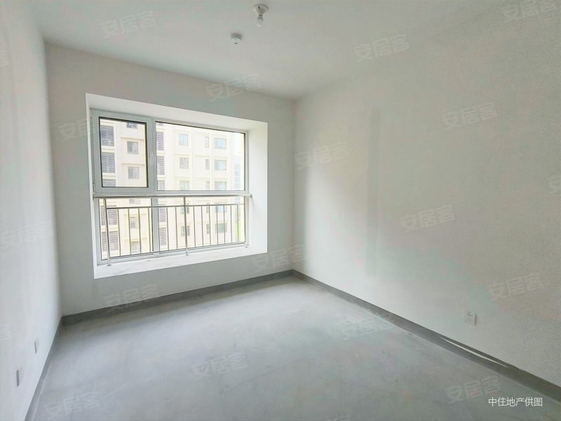 济南房产网>济南二手房>章丘二手房>圣井二手房>国悦瑞府>800_600