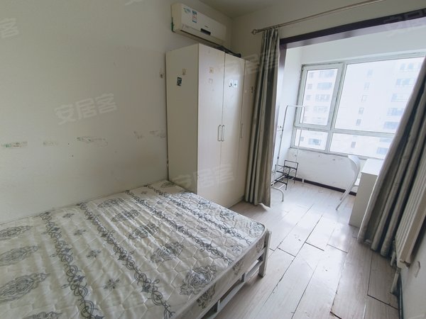 短租环湖医院对面林景家园精装房押一付一拎包入住