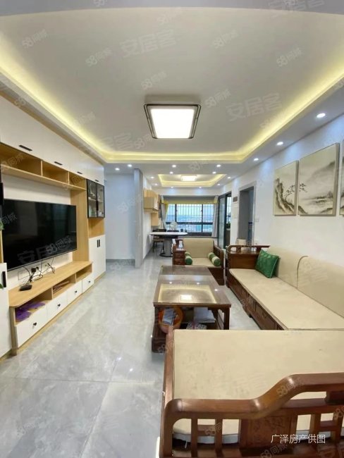 柳南铁投玫瑰园精装4房2厅2卫实用面积130平米