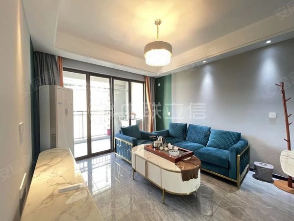 福州仓山金山大道融侨悦江南悦江南117平 东端头精装大四房4房2卫出租