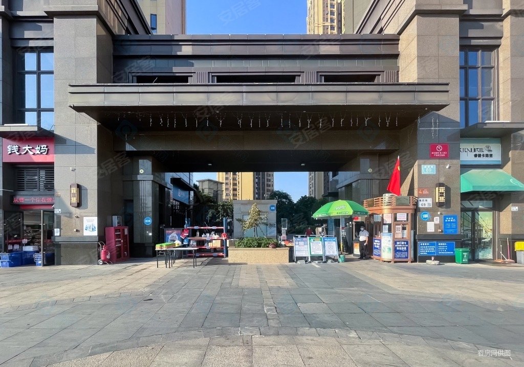 笋盘低于指导价出售业主割肉出手阳基御龙山大三房