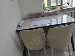盘锦大洼兴隆三百小区离市场,三百都近 家具家电都是新的,干净立正出租房源真实图片