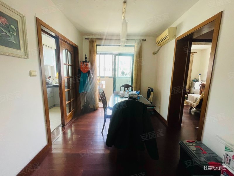 新出高区三房,全网shou发,老业主委托,外司没有诚意出售,,虹桥馨苑