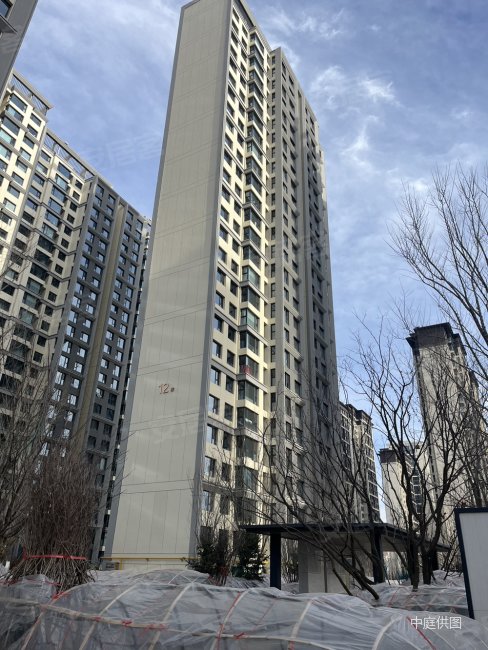 万科城星光3室2厅2卫128㎡南北120万