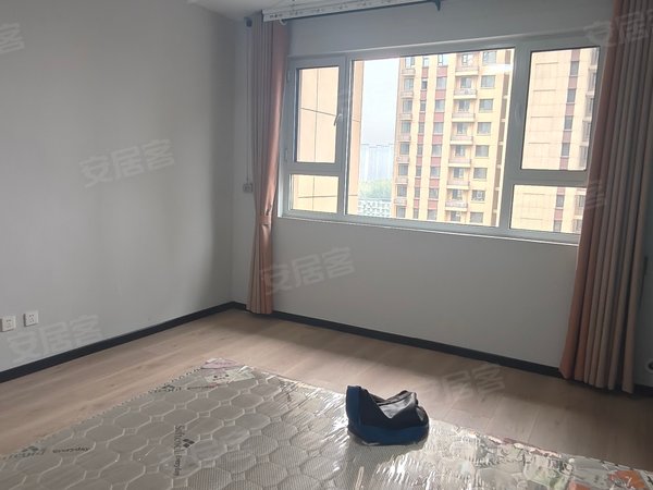 枣庄滕州荆河城建中石玺悦城d区中石玺悦城 鲁寨附近 向阳大房间带