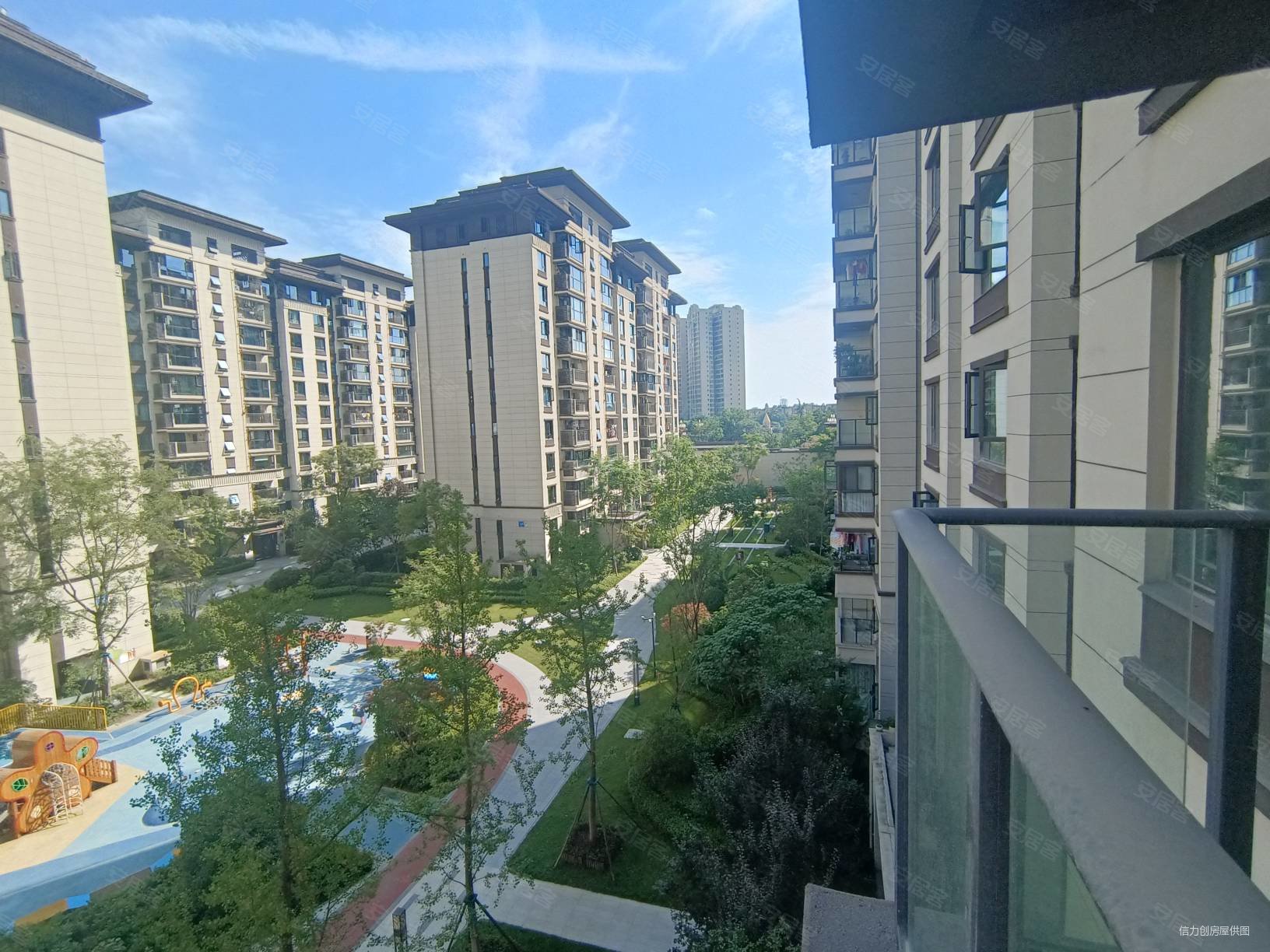 保利熙园3室2厅2卫106.21㎡东南155.2万