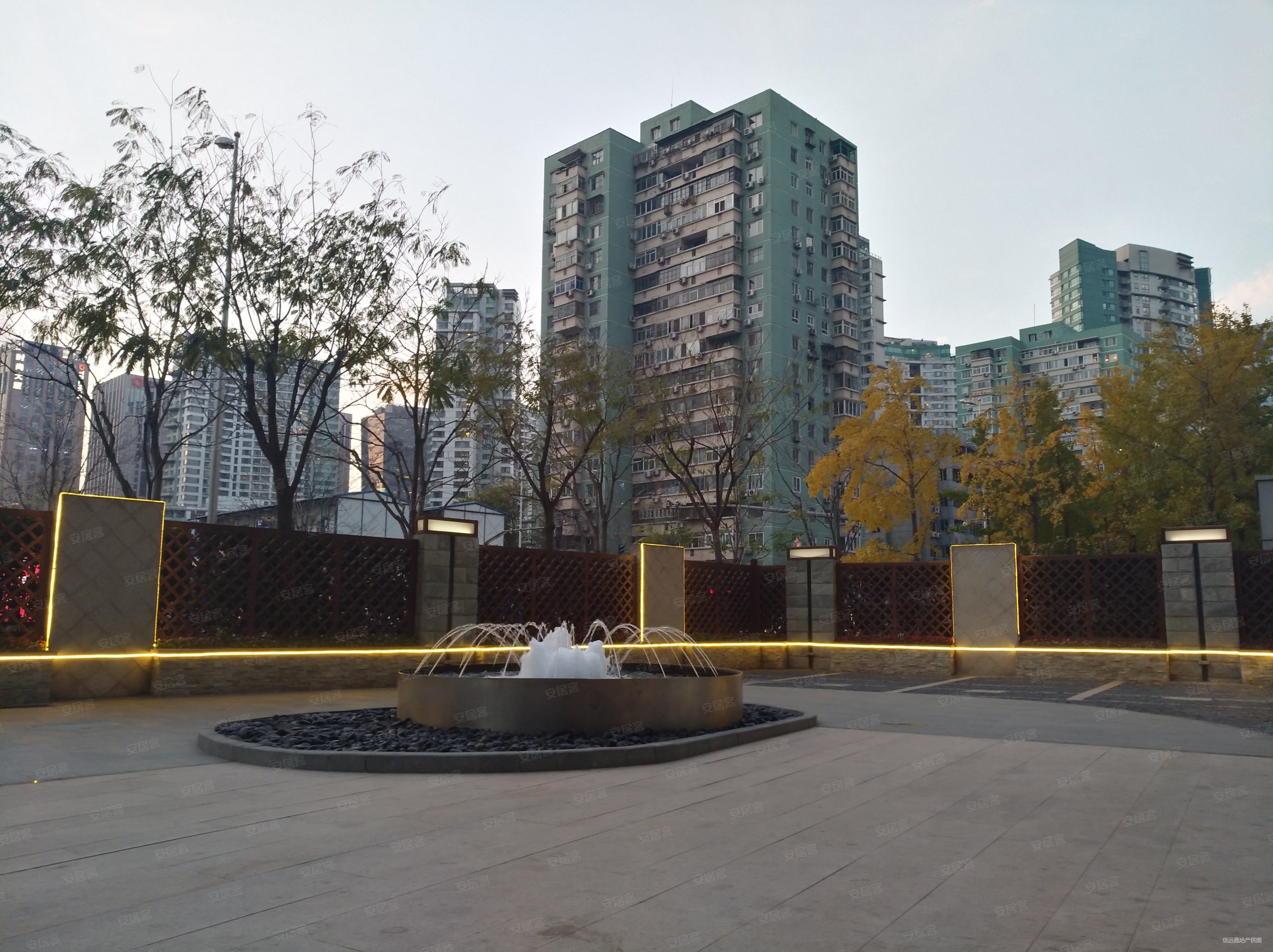 北京财富中心公寓3室2厅2卫166㎡东北1380万