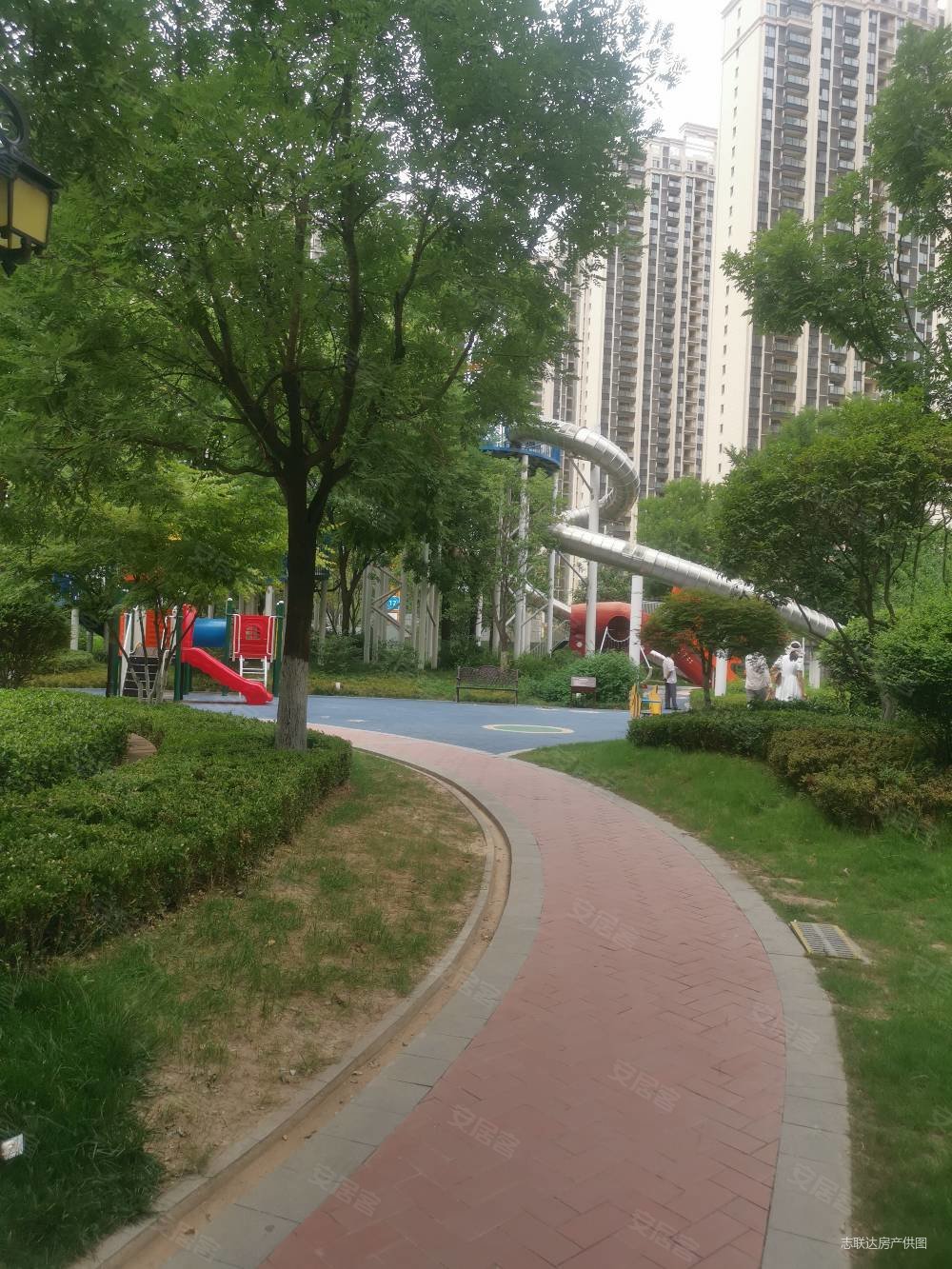 西安房产网>西安二手房>高新区二手房>高新管委会二手房>天琴湾>