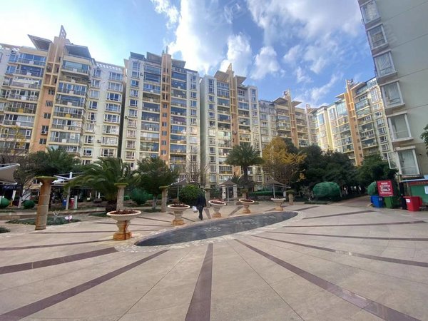 昆明五华小西门佳华苑住宅无中介可月付近小西门大观商业城潘家湾地铁