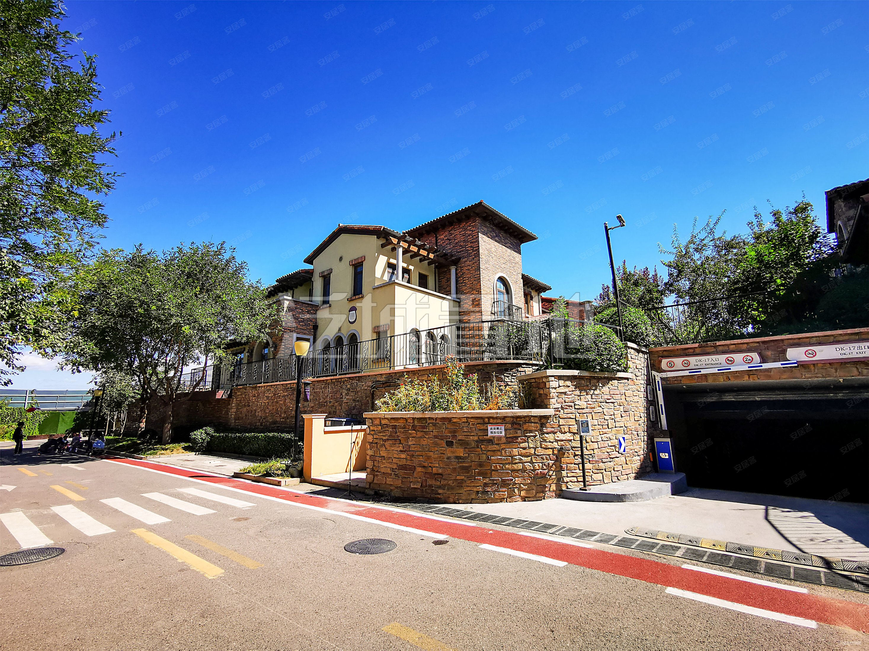 远洋傲北新小区,联排别墅,私家电梯