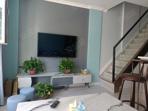 酒泉肃州酒泉城区金领广场金领广场 2室1厅2卫出租房源真实图片