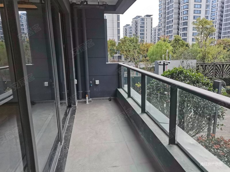 宁波房产网>宁波二手房>海曙二手房>徐家漕二手房>保利天悦(三期)>800