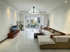 海口琼山滨江琼山中学对面，电梯精装3房，押一付一，世茂璀璨滨江出租房源真实图片