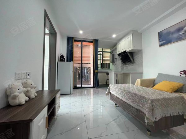 深圳福田上沙上沙花园美女房东急租上沙花园 电梯精装豪华2室 拎包