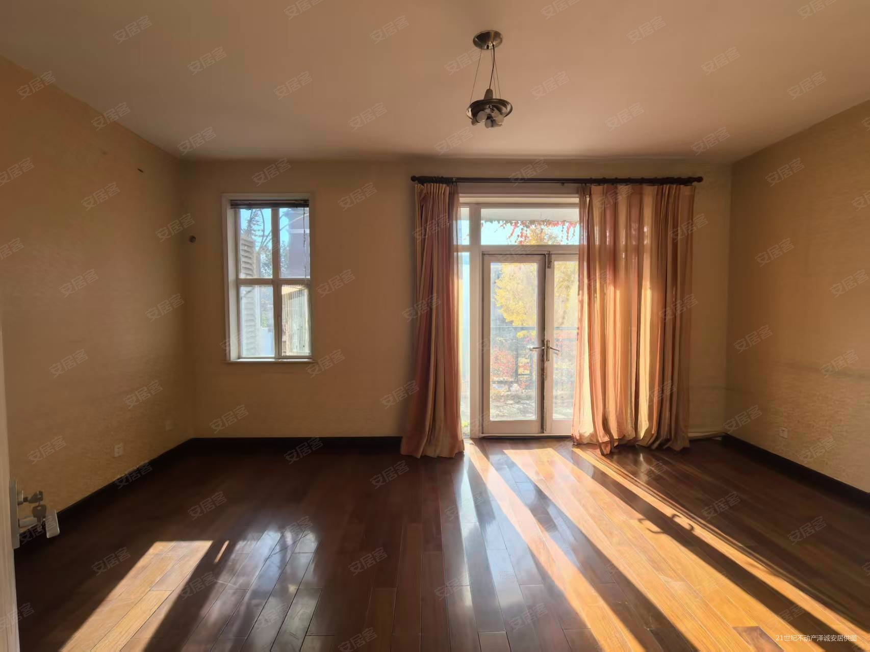 一栋洋房4室2厅3卫206㎡南北1030万