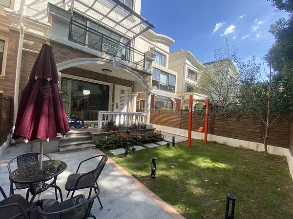 上海长宁北新泾御墅花园(别墅)御墅花园 五间带卫套房 齐全有地热,有