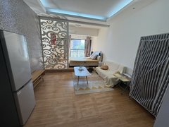 弥勒湖泉片区湖泉生态园福地半岛 随时看房 一室一厅出租 出门水乡出租房源真实图片