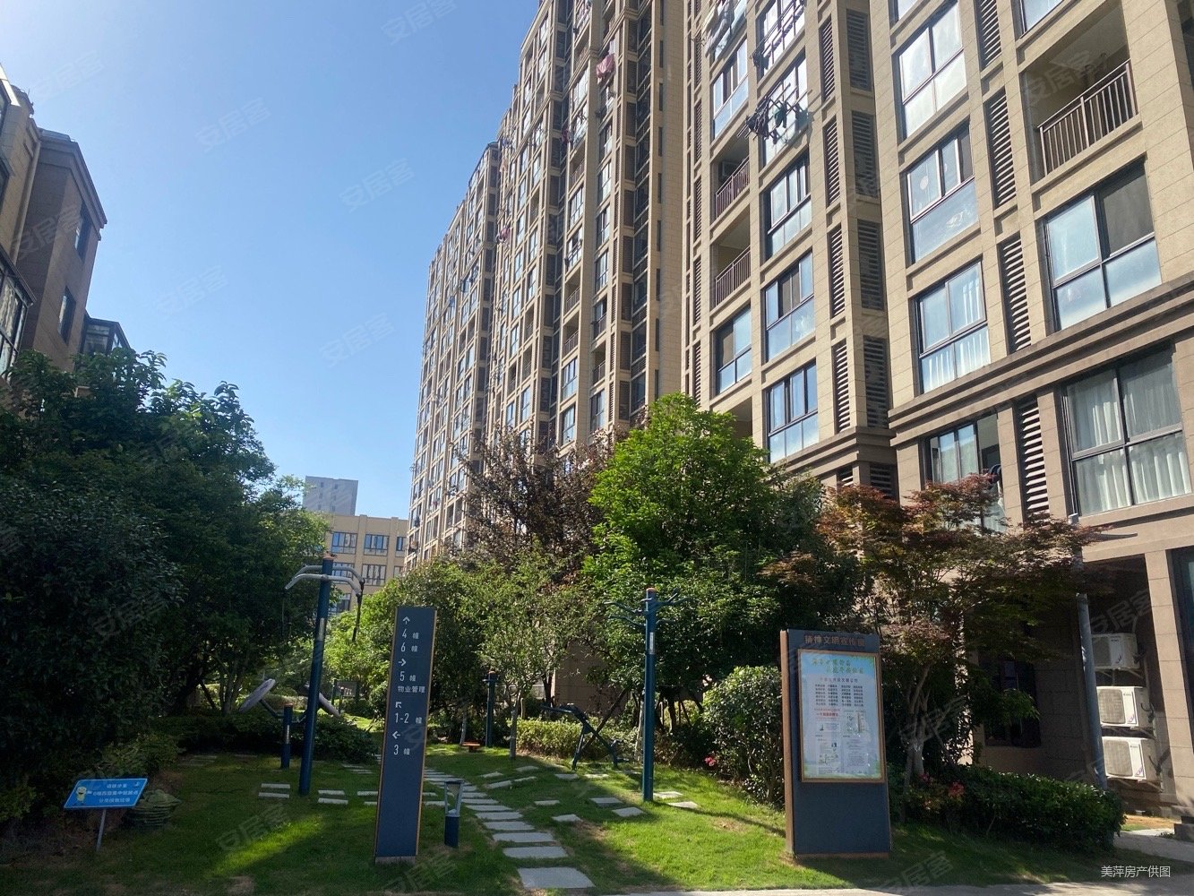 房东诚心出售下应次新小区邻悦雅苑全新毛坯