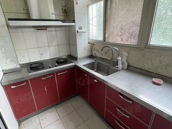 新龙家园两室整租!家电齐全!