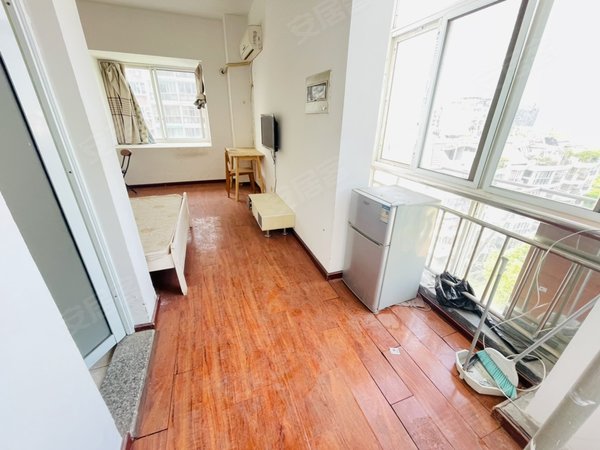 金华婺城婺城江南百合嘉苑百合嘉苑，何宅文荣医院，单身公寓，民用水电，电梯房，停车方便出租房源真实图片