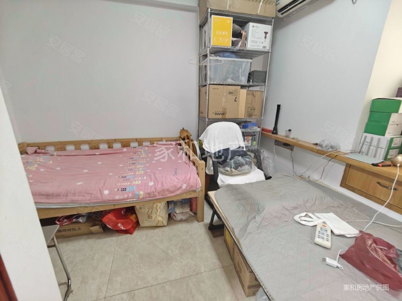 永江花园 南北通透大三房 业主急售 精装修 来电少10个