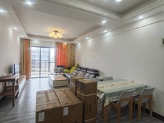 河池宜州宜州城区雍景香江小区，三台空调，三房两厅两卫，精装修，拎包入住！出租房源真实图片