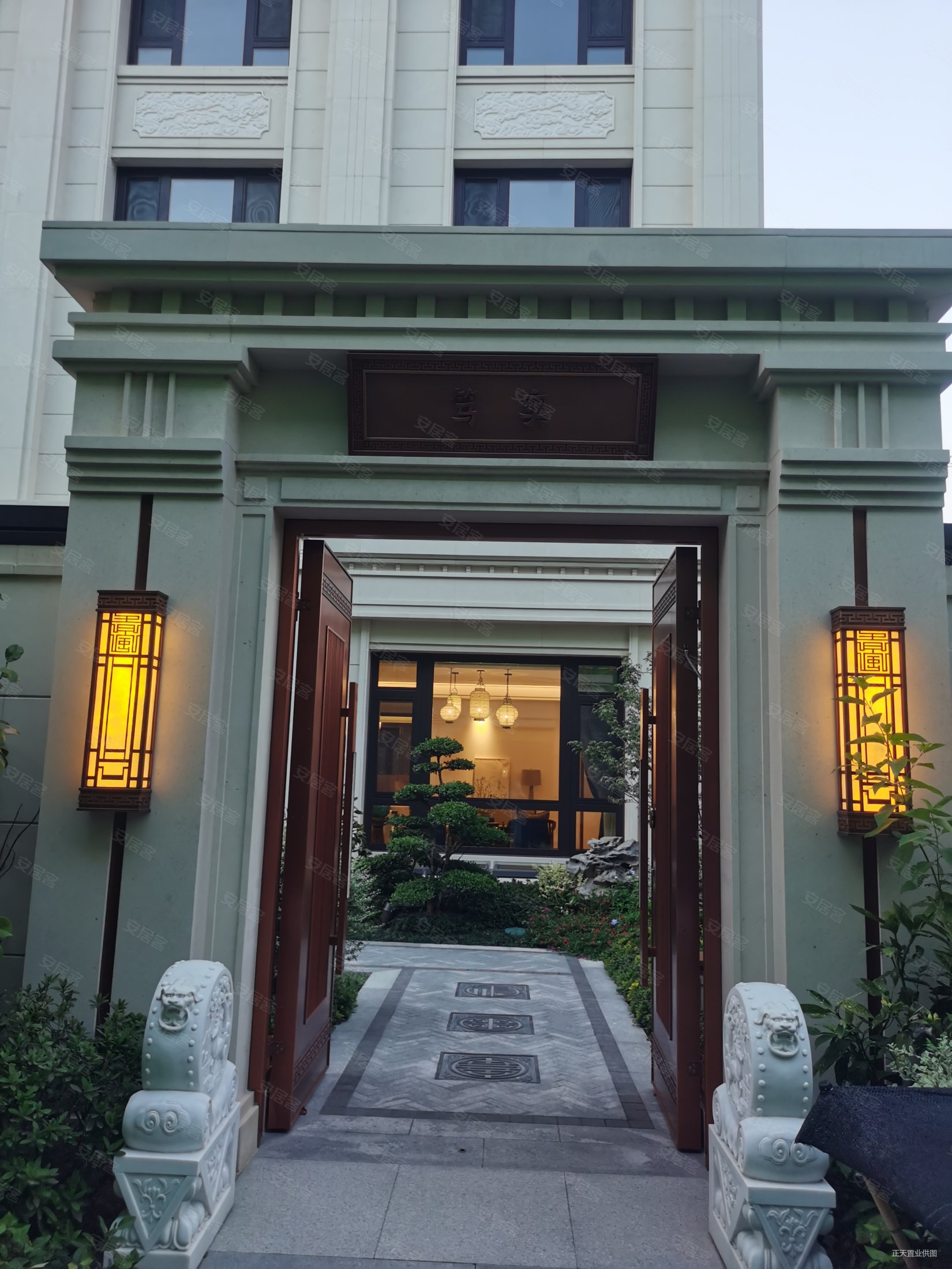 海马青风院子5室3厅5卫288㎡南北1900万