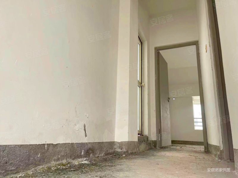 兴港花园,外国语小,中学,每平1 0,楼中楼,兴港花园(一期)二手房,178万