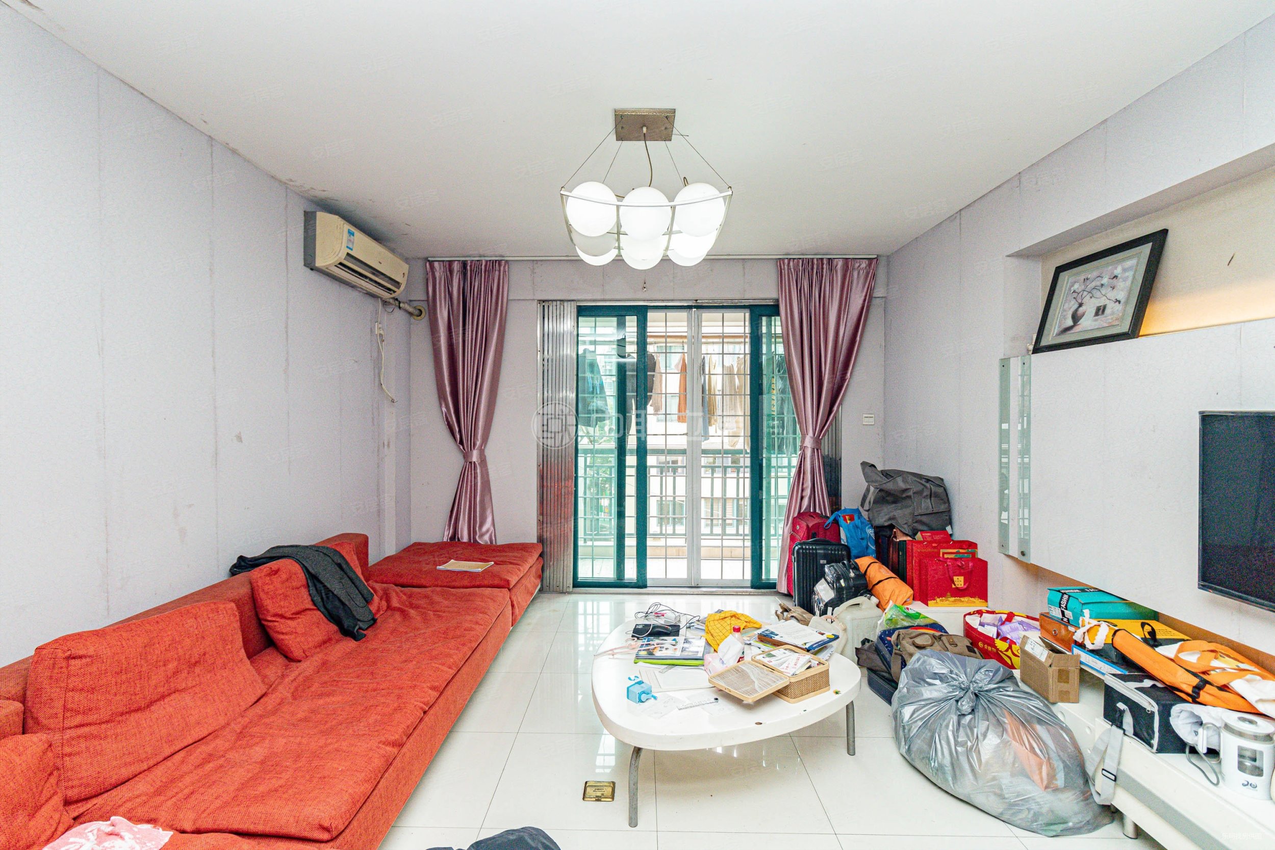 五四北,地铁口,电梯3房,居家精装修,南北通透,大阳台,枫丹白鹭一至