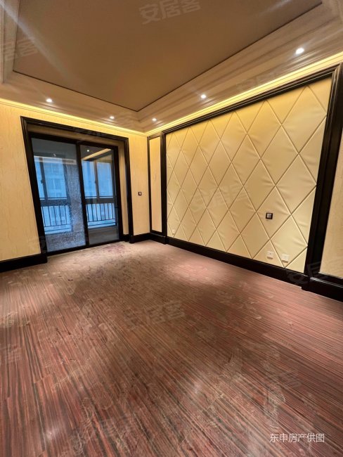 (新出  410w诚心出)有钥匙 有楼层可选择 巨凝金水岸