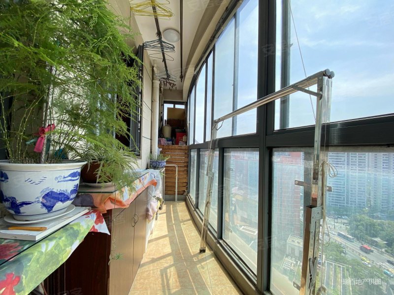 近地铁 高楼层采光充足 带电梯 医疗配套成熟,sva世博花园二手房,780