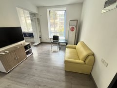 厦门思明湖滨北路封闭式小区建兴小区，精装两房，采光充足，南北通透，拎包入住。出租房源真实图片