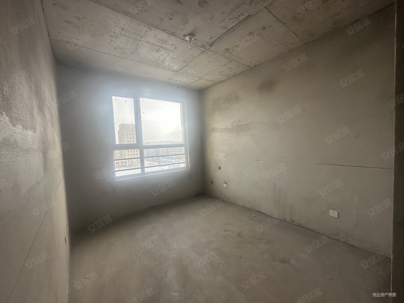 维多利时代城3室2厅2卫146㎡南北79.5万