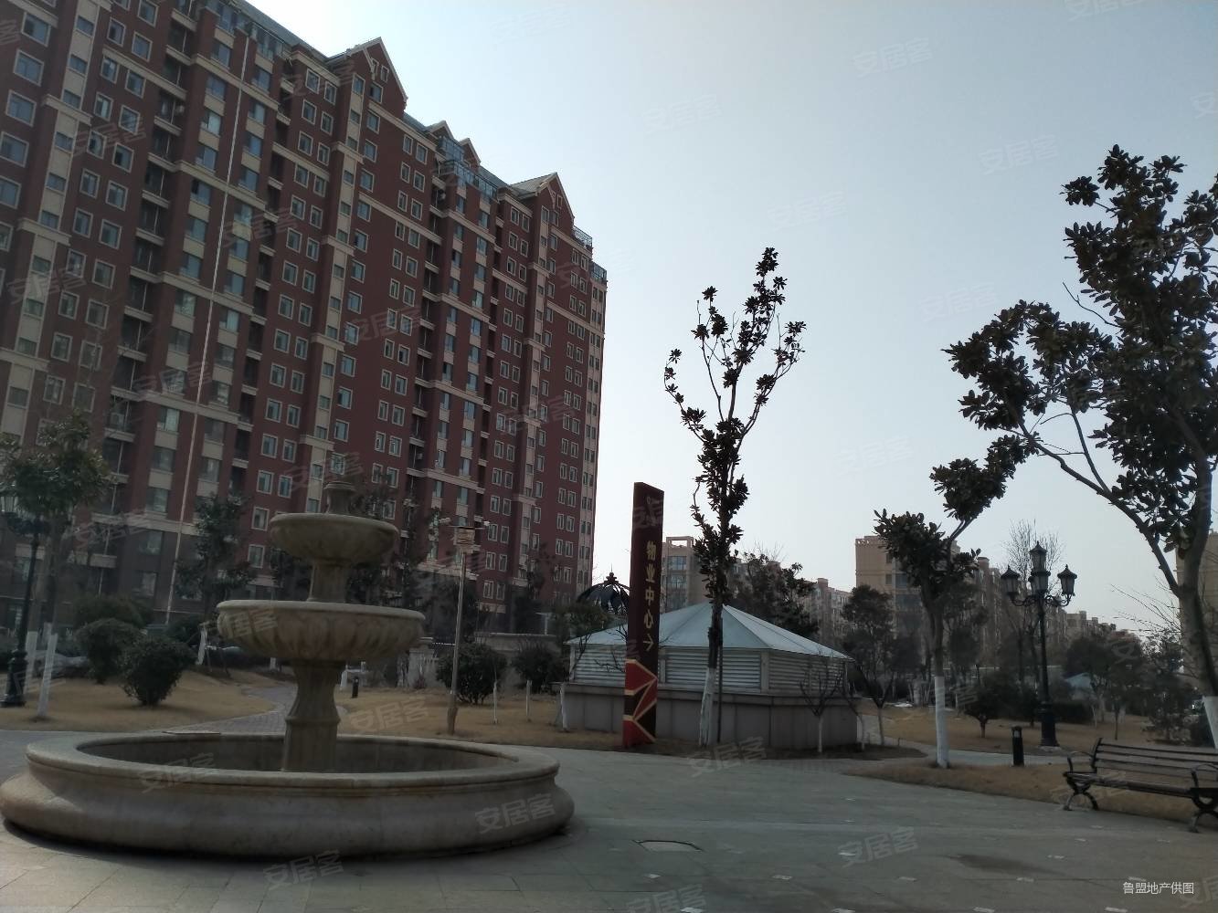 世纪福城 带车位储藏室 有证能分期低首付 周边学校超市